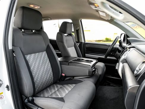 Used 2019 Toyota Tundra SR5 RWD image 33