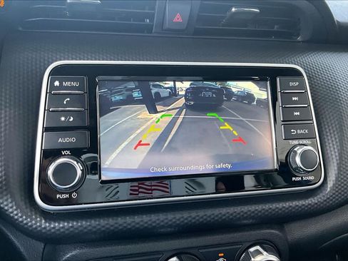 Used 2023 Nissan Kicks S FWD image 27