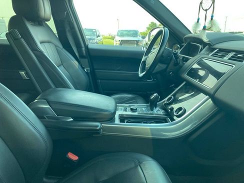 Used 2018 Land Rover Range Rover Sport HSE AWD/4WD image 7