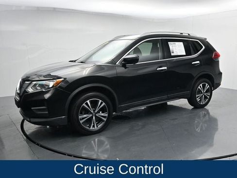 Used 2020 Nissan Rogue SV w/ Premium Package AWD/4WD image 5