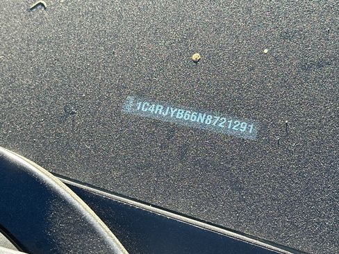 Used 2022 Jeep Grand Cherokee Limited 4xe w/ Luxury Tech Group II image 3