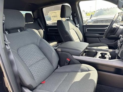 New 2026 RAM 1500 4x4 Crew Cab image 12