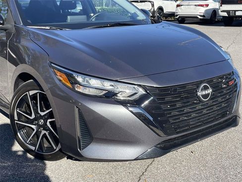 Used 2024 Nissan Sentra SR image 9