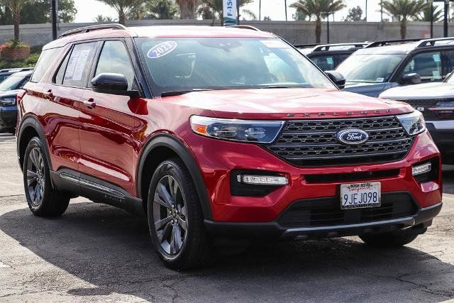 Certified 2023 Ford Explorer XLT w/ Equipment Group 202A RWD image 3
