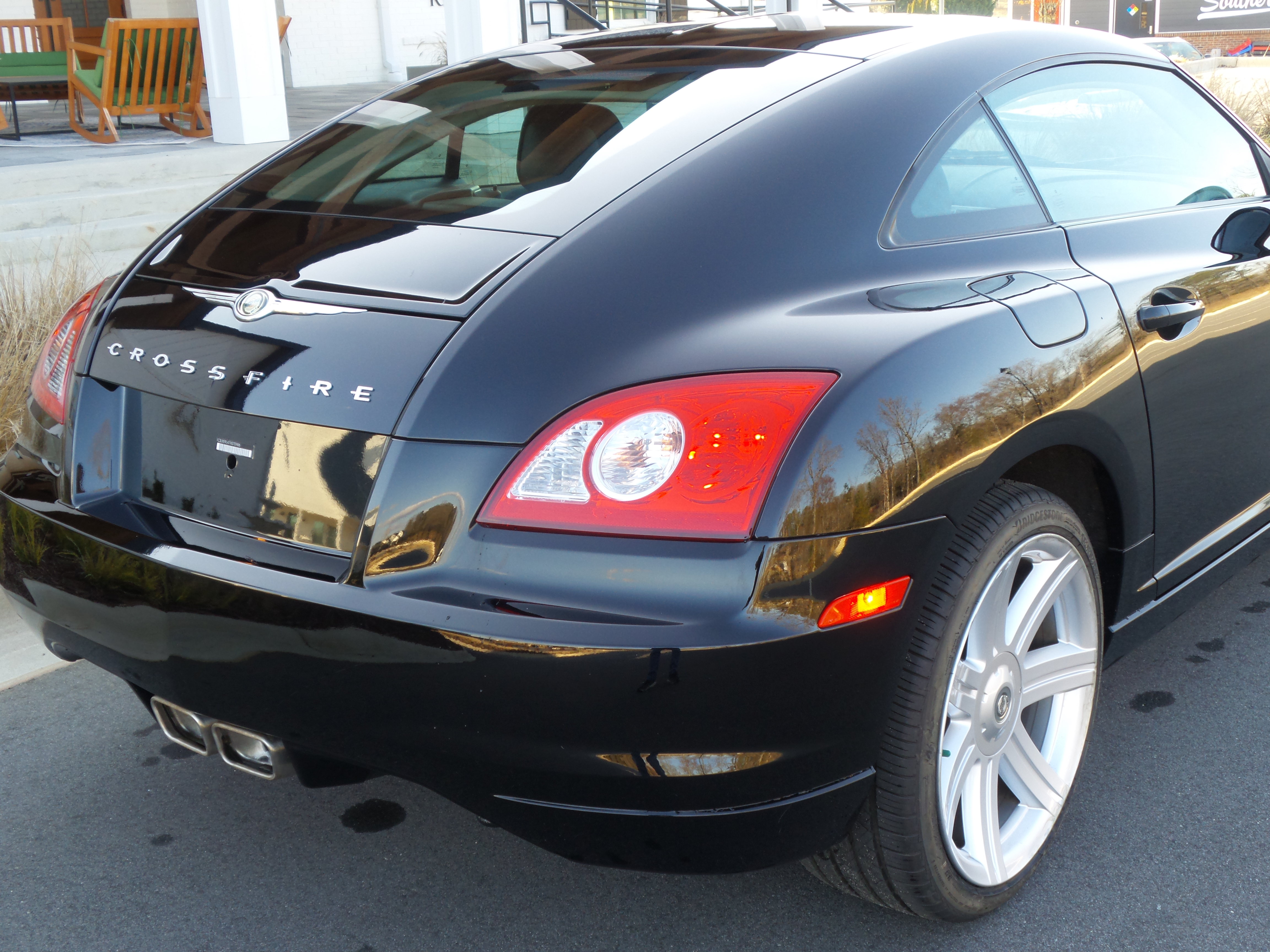 Used 2007 Chrysler Crossfire Coupe RWD image 14