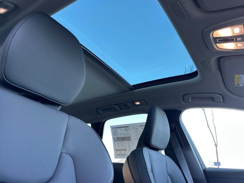 New 2026 Volvo XC60 B5 Plus w/ Protection Package Premier AWD/4WD image 16