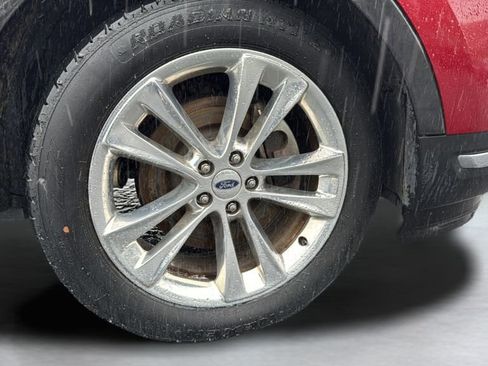 Used 2018 Ford Explorer Limited FWD image 25