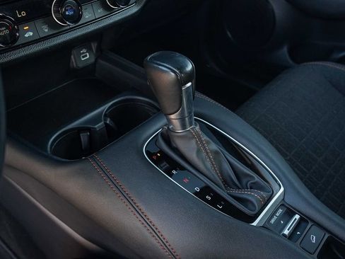 Certified 2024 Honda HR-V Sport image 21