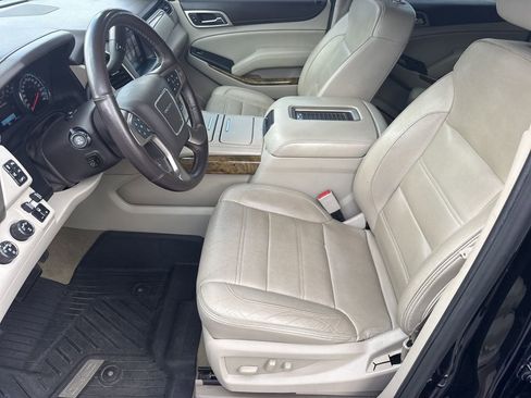 Used 2017 GMC Yukon XL Denali w/ Enhanced Security Package AWD/4WD image 9