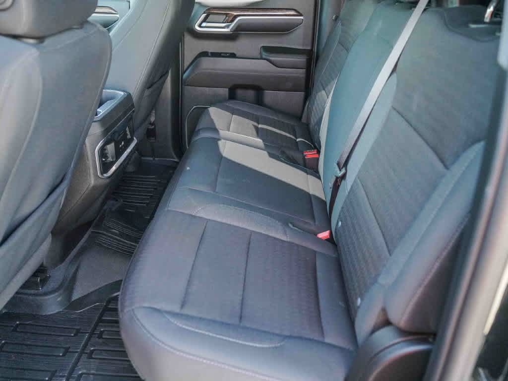 Used 2023 GMC Sierra 1500 Elevation w/ Preferred Package AWD/4WD image 17