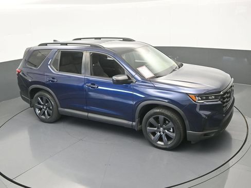 Used 2025 Honda Pilot Sport image 67