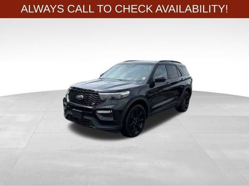 Used 2022 Ford Explorer ST w/ ST Street Pack AWD/4WD image 3