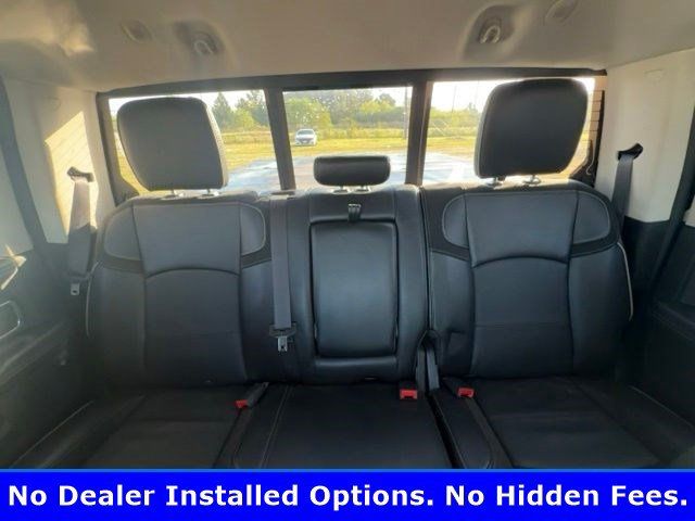 Used 2024 RAM 2500 Laramie w/ Safety Group AWD/4WD image 8