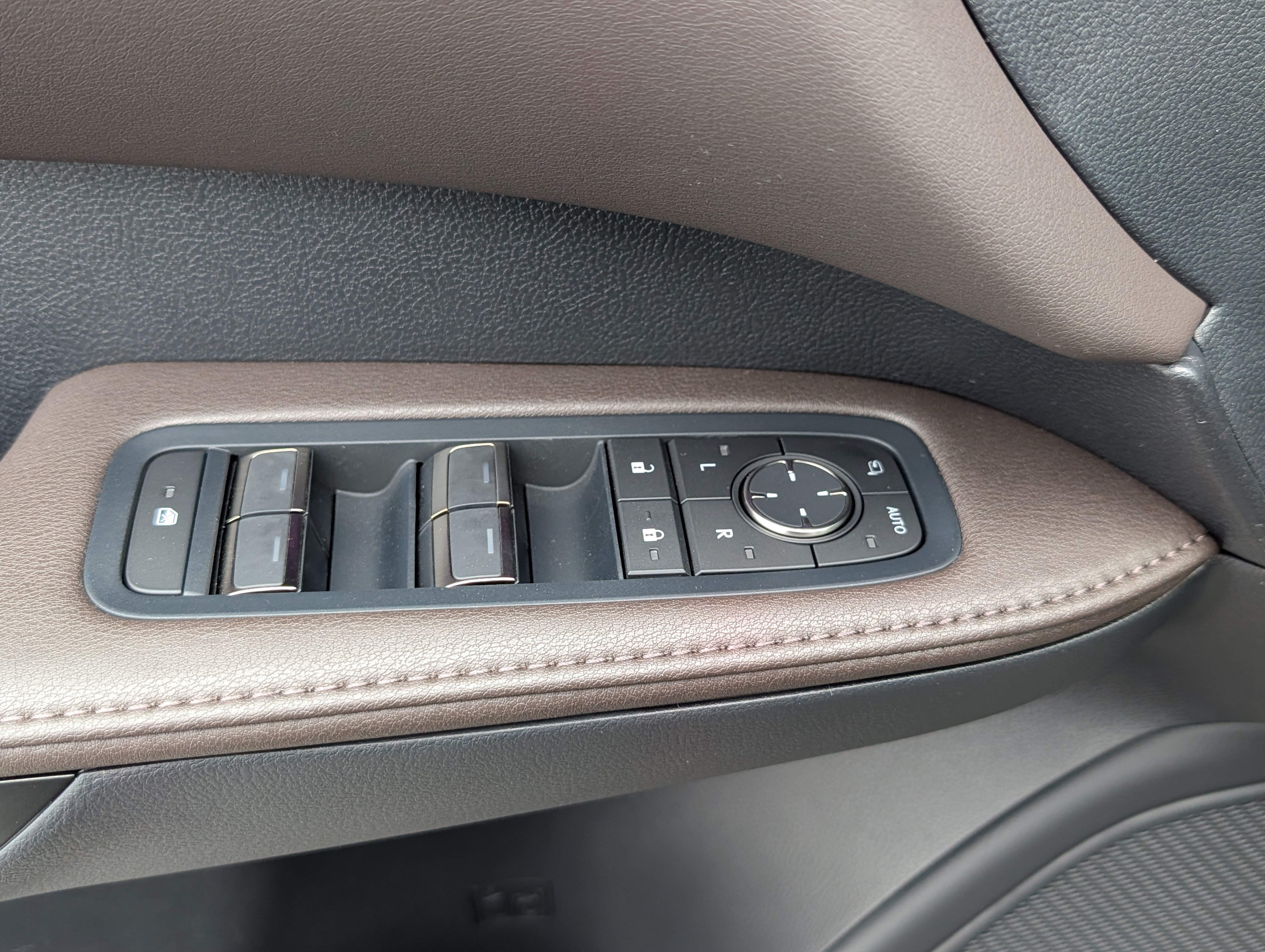 New 2026 Lexus RX 350 AWD w/ Convenience Package image 17