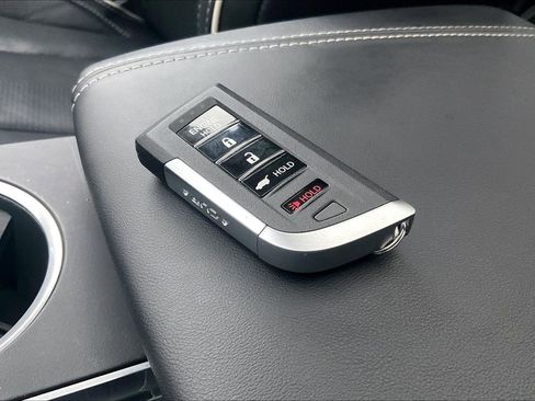 Used 2023 Acura MDX SH-AWD w/ Advance Package image 14