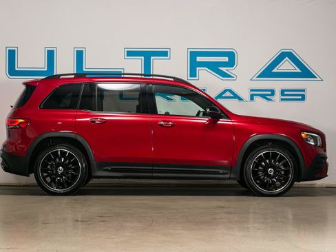 Used 2021 Mercedes-Benz GLB 250 image 7
