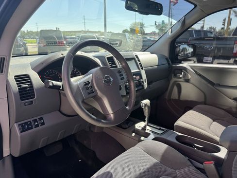 Used 2019 Nissan Frontier SV w/ Value Truck Package AWD/4WD image 15