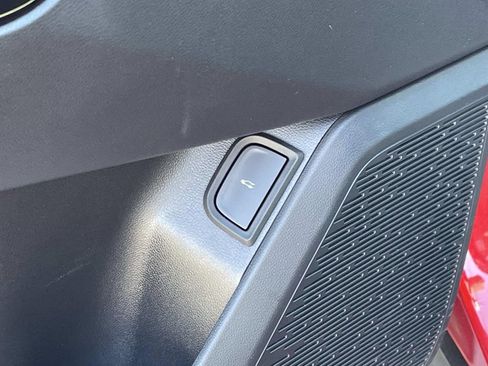 New 2026 Chevrolet Equinox LT w/ Convenience Package II image 17