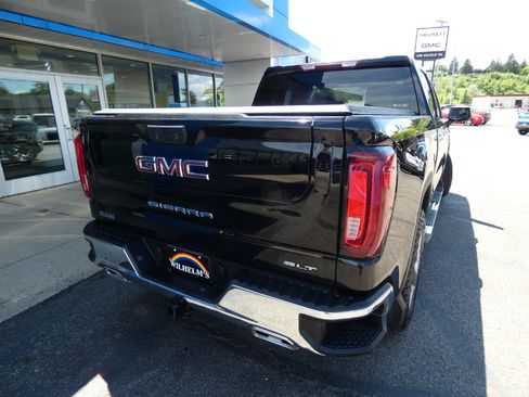 Certified 2023 GMC Sierra 1500 SLT w/ SLT Premium Package AWD/4WD image 3