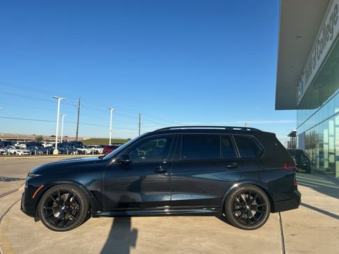 Certified 2023 BMW X7 M60i w/ Executive Package image 3