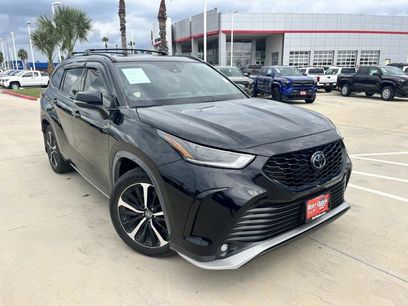 Certified 2022 Toyota Highlander XSE