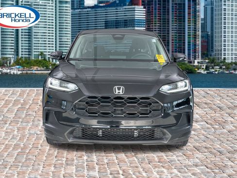 Certified 2024 Honda HR-V LX image 2
