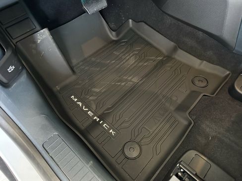 New 2026 Ford Maverick Lariat image 28