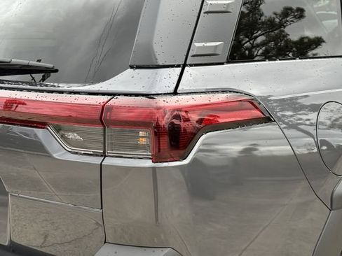 Used 2026 Subaru Outback Premium AWD/4WD image 8