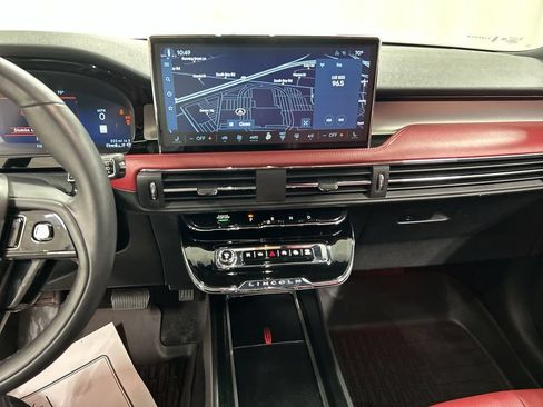 Used 2023 Lincoln Corsair Reserve w/ Jet Appearance Package FWD image 19