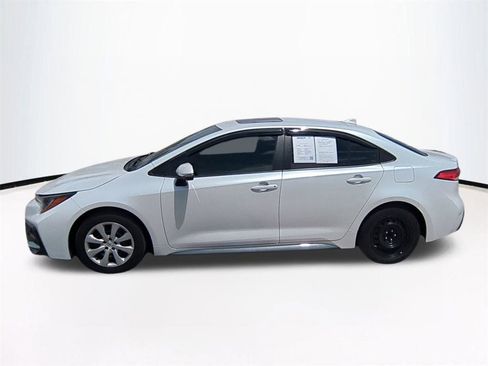 Used 2022 Toyota Corolla SE FWD image 7