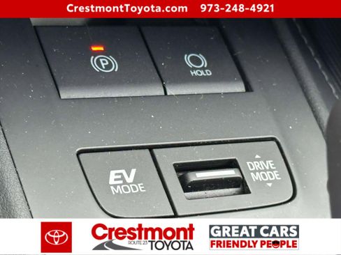 Certified 2023 Toyota Venza Limited image 27