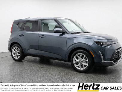 Used 2025 Kia Soul LX w/ LX Technology Package