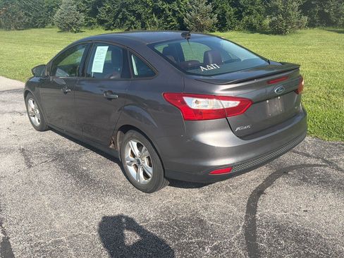 Used 2012 Ford Focus SE FWD image 18