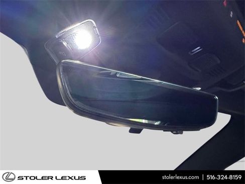 Used 2021 Chevrolet Corvette Stingray Premium Conv w/ Z51 Performance Package image 40