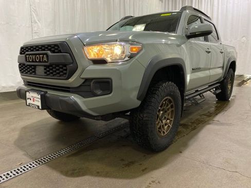Certified 2022 Toyota Tacoma SR5 w/ Trail Edition image 22