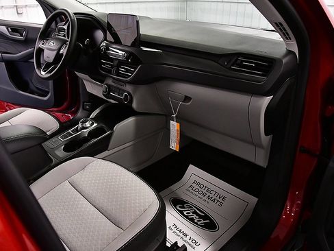 New 2025 Ford Escape Active w/ Cold Weather Package image 30
