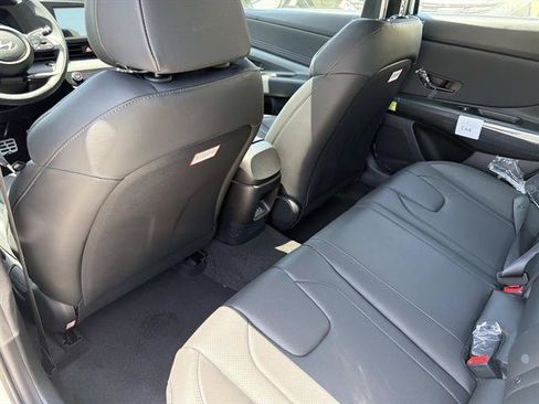 New 2026 Hyundai Elantra SEL Sport FWD image 9