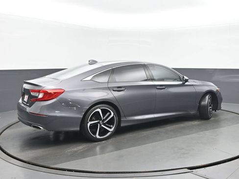 Used 2020 Honda Accord Sport image 3