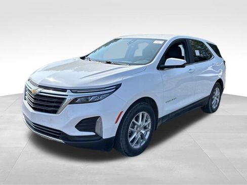 Used 2024 Chevrolet Equinox LT FWD image 4