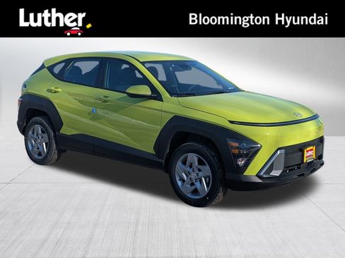 New 2026 Hyundai Kona SE image 1