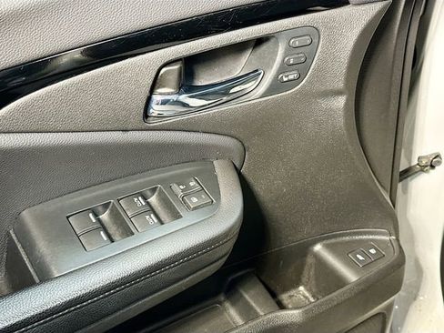 Used 2022 Honda Pilot Touring image 19