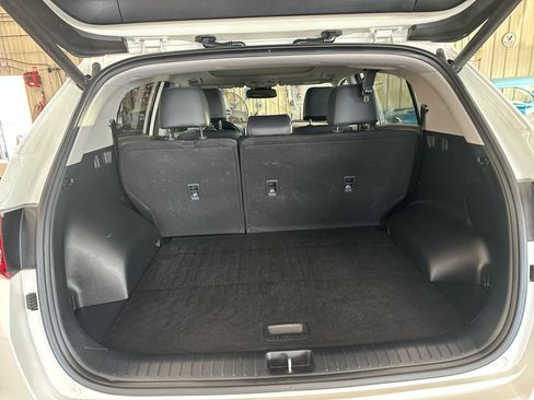 Used 2022 Kia Sportage EX image 11