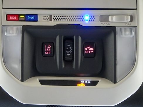 Used 2023 Subaru Forester Premium image 24