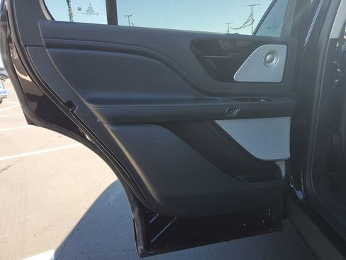 New 2025 Lincoln Aviator Reserve image 21