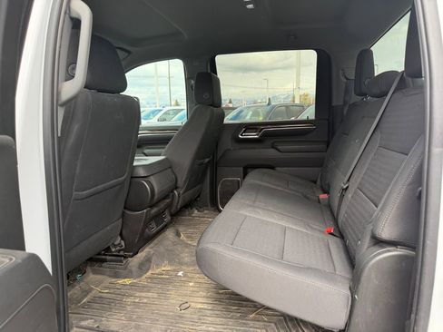 Used 2024 Chevrolet Silverado 3500 LT AWD/4WD image 4