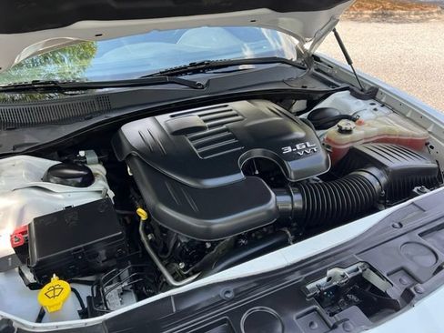 Used 2021 Chrysler 300 S RWD image 40