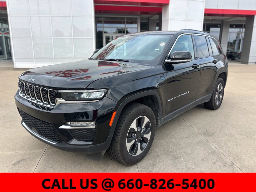 Used 2024 Jeep Grand Cherokee Limited 4xe AWD/4WD image 3