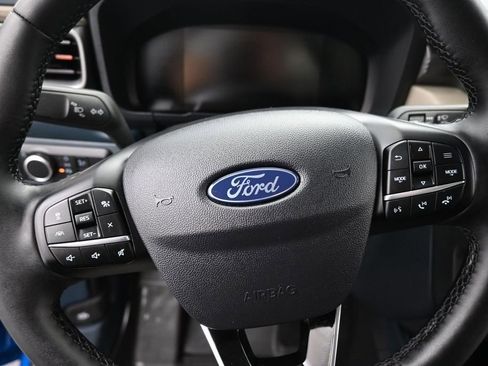 Used 2025 Ford Maverick Lariat AWD/4WD image 14