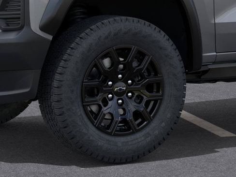 New 2026 Chevrolet Colorado Trail Boss AWD/4WD image 35