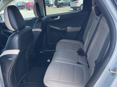 Used 2020 Ford Escape Titanium AWD/4WD image 9